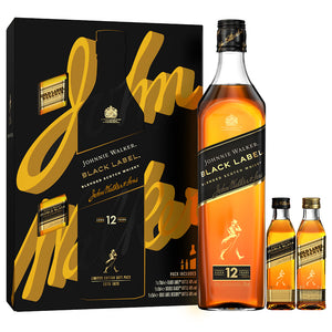 Johnnie Walker Black Label Blended Scotch Whisky 70cl Giftpack with 2x5cls